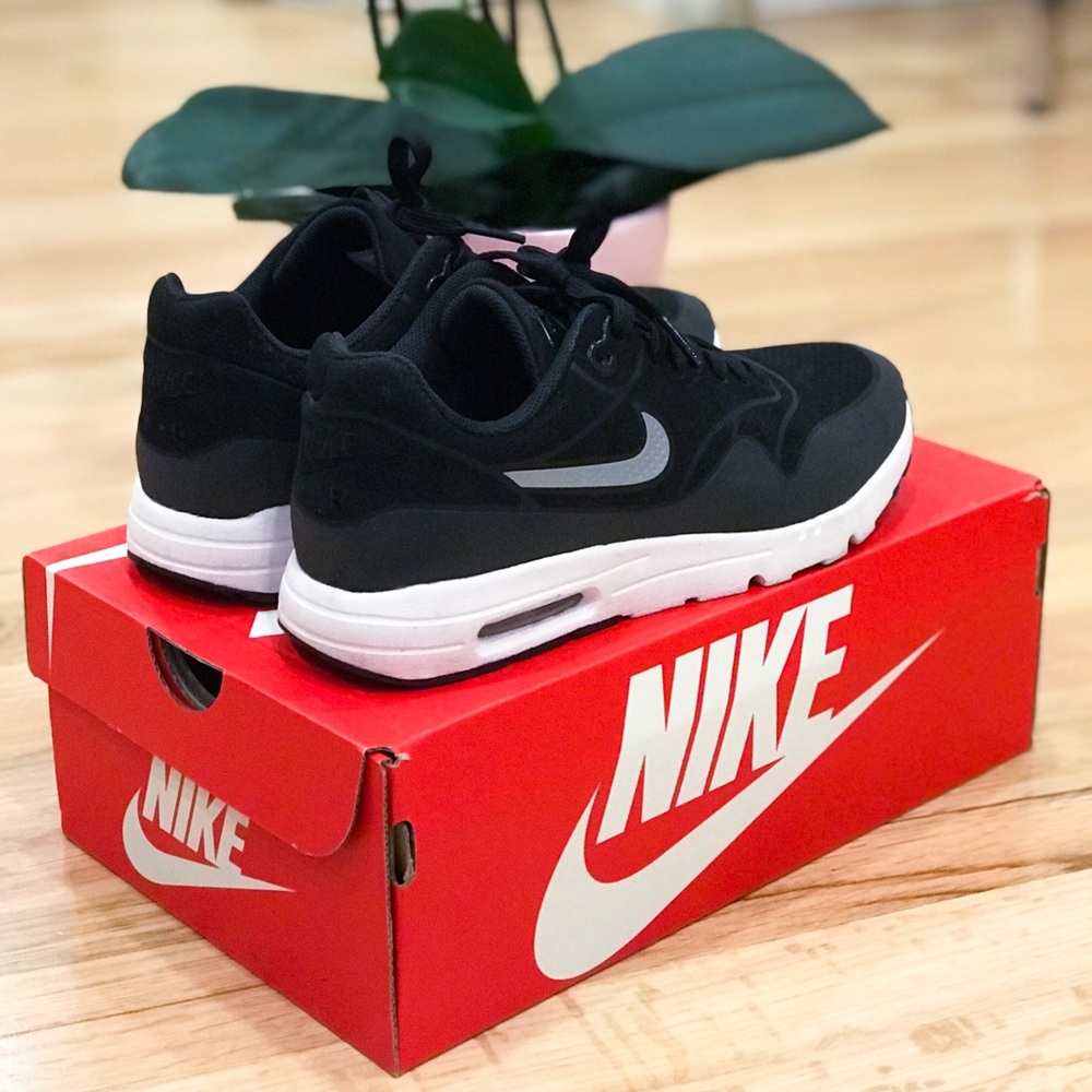 Nike Air Max 1 Ultra in Black (Women’s 6.5)